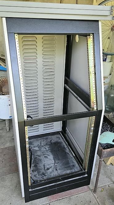 rtx 4070 super: 19” şkaf (server/switch kabineti) - 19 düymlük rack montaj üçün uyğun — 1