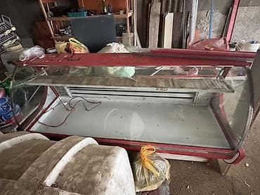 Vitrin soyuducu 2 m di tam islekdi tecili satilmalidi qiymeti 330 azn — 1