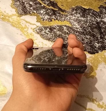 2 nci el telefonlar: IPhone X, 64 GB, Space Gray, Simsiz şarj, Face ID — 4
