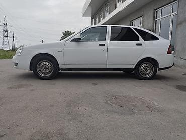 aksesuar avto: Lada Priora hatchback – ağ rəng, kondisionerli. Xüsusiyyətlər və — 10