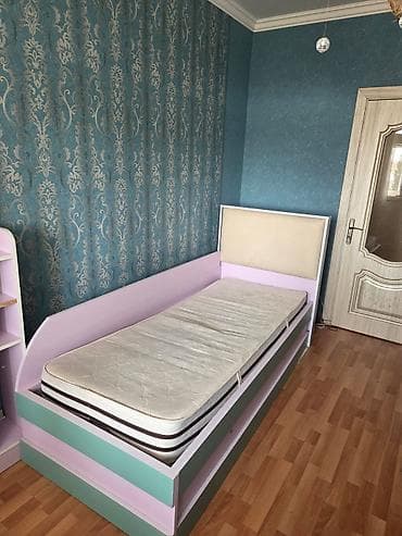 Мебель: Для девочки и мальчика, Б/у, 2 односпальные кровати — 4
