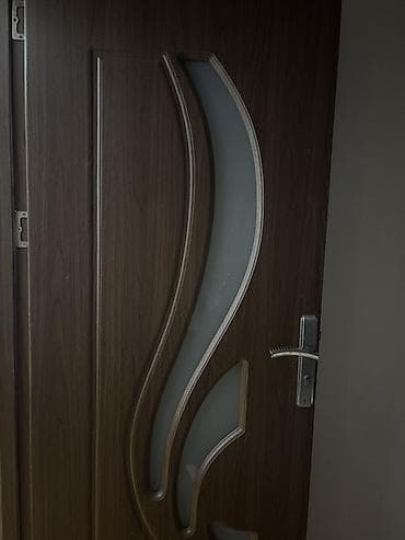 plasmas qapi: 3 ədəd qapı satılır. İşlənməyinə baxmayaraq hər biri yeni formadadır — 2