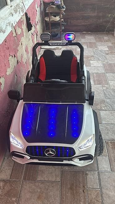Uşaq üçün elektrik maşınları: Uşaq üçün elektrikli minik maşını – Mercedes üslubunda - Model kodu — 2