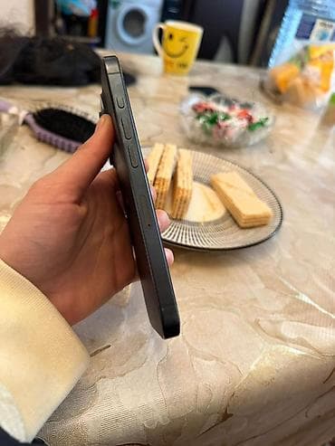 apple komputer: IPhone 15 Pro, 256 GB, Göy, Face ID — 3