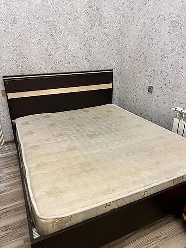 İki nəfərlik taxt və döşək dəsti - Ölçü: təxminən 160x200 sm