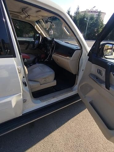 celiloglu ehtiyat hisseleri: Mitsubishi Pajero: 3 l | 2007 il 323000 km Ofrouder/SUV — 9