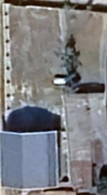 ev bag alqi satqisi: Satılır: yüksək hasarla əhatələnmiş torpaq sahəsi və yarımçıq tikili — 2