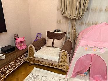 komplekt: İşlənmiş, Klassik divan, 2 kreslo — 2