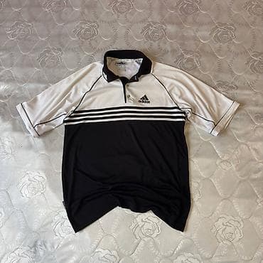yun koftalar: Adidas polo köynək - Model: Qara-ağ rəng kombinində, sinə hissəsində — 1