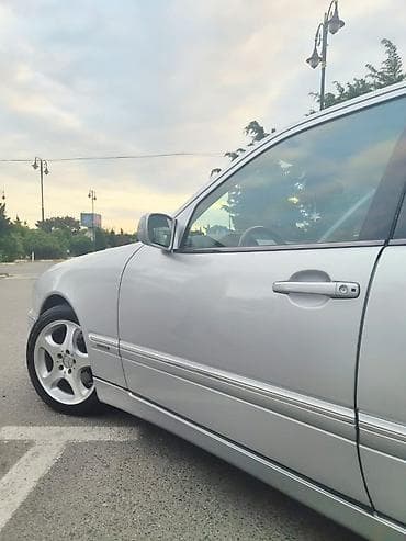 mersedes diski teker: 2001 ci il 2.7 CDİ dizel. Əla veziyyətde tecili satilir — 9