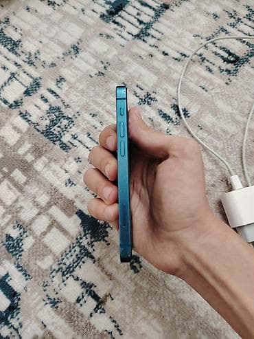 samsung galaxy tab a: IPhone 13 mini, Голубой, Face ID — 4