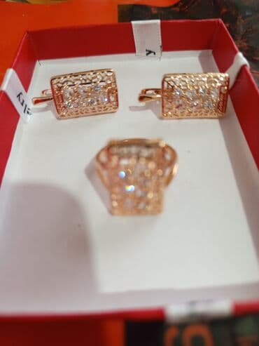 женские толстовки на молниями: Üzük və sırğalar - Metal: qızılı tonlu qirmizi rus qizili rengi - — 8