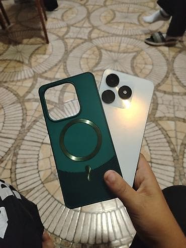 xiaomi note 12 s: Ağ rəngli smartfon Xüsusiyyətlər və dizayn: - Arxa panel: ağ — 5