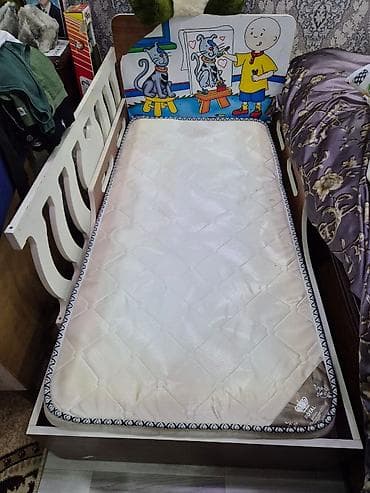 Oğlan və qız üçün, İşlənmiş, Çarpayı, Bazasız, Matras ilə, Siyirməsiz — 1