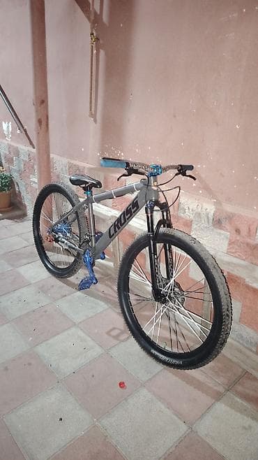 wolf bicycle: Yeni servis olunub 750 azn xərc qoyulub! Üstündəkilər👇 Tanke th390 120 — 8