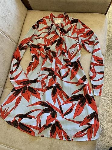 - Məhsul: Qadın donu - Brend/etiket: Massimo Dutti (etiketdə görünür) at lalafo.az - Məhsul: Qadın donu - Brend/etiket: Massimo Dutti (etiketdə görünür)