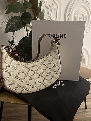 Çiyin çantası, Celine
