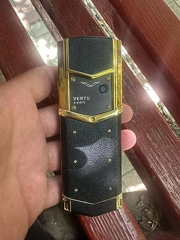 panel cit: Vertu Signature Touch, İki sim kartlı — 3