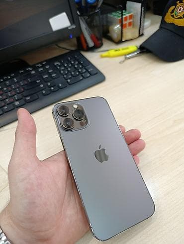 iphone se 2023: IPhone 13 Pro Max, 256 GB, Black Titanium, Face ID — 1