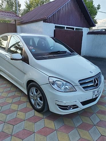 ford transit 2000: Mercedes-Benz B-Class: 1.8 l | 2011 il Hetçbek — 1