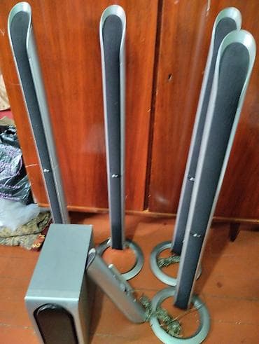 LG ev kinoteatrı akustik sistemi - 5 ədəd hündür (floor-standing)