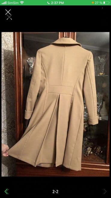 qadınlar üçün yun snudlar: Bej rəngli qadın palto - Ölçü: M (şəkildə göstərilib) - Klassik — 2