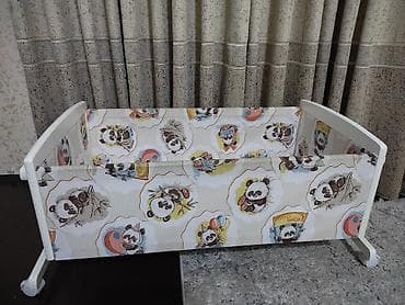 Oğlan və qız üçün, Dördbucaq, Beşik, Dəst ilə, Matrassız, Yellənmə mexanizm ilə