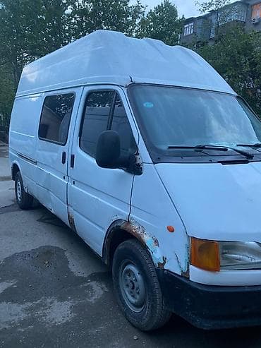 Ford Transit: 2.5 л | 1995 г. 454595 км Седан — 8