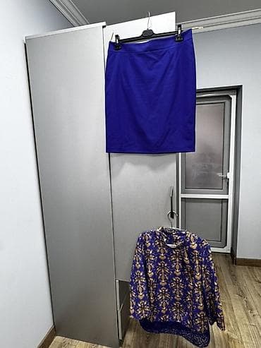 desd paltarlar: Qadın dəsti – yubka və bluz dest - Rəng: dərin kobalt/mavi tonlar - — 3