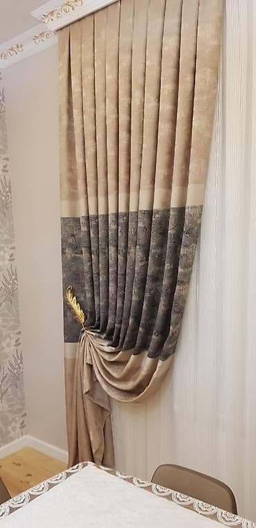 Modern dizayn pərdə salonunda Türkiyə istehsalı tüllər və dekorlar -