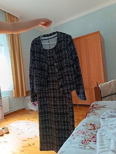 Qadın dəsti – uzun paltar + jaket - Rəng və naxış: qara fon üzərində — 1