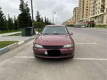 Opel Vectra: 1.6 l | 1999 il Sedan