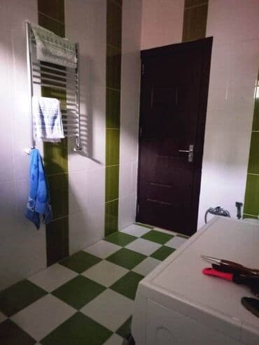 heyet evinde bulaq: 3 otaqlı, 81 kv. m, Yeni təmirli — 17