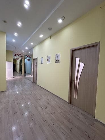 Friends Hostel – kapsul tipli çarpayılı ümumi otaqlar - İki mərtəbəli — 4