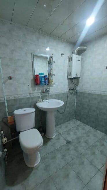 evler bineqedide: Nizami rayonu,Xalqlarda,Bakcell arenanın yanında,2 — 3