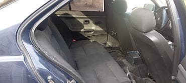 mersedes suretler qutusu: BMW 3 Series (E36) sedan - Kuzov: 4 qapılı sedan, tünd mavi rəng - — 5