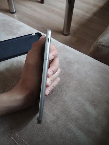 galaxy tab a8: Samsung Galaxy J5 2016, 16 GB, rəng - Qızılı, İki sim kartlı — 5