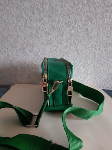 Eynəklər: Yaşıl rəng xanım çantası — 3