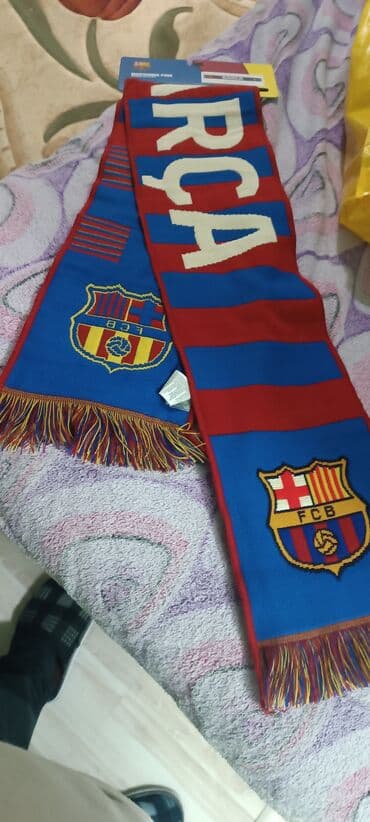 idman kişi şortları: Teze . Barselona futbol klubu. WERF ve KEPKA Original. ISPNIYA — 3