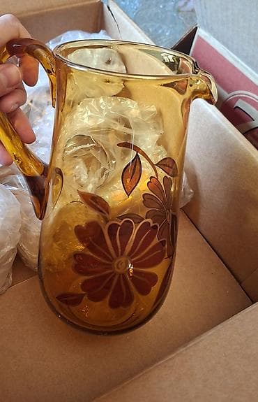 Məhsul: Şüşə və porselen məmulatları dəsti Təsvir: - Kəhrəba rəngli — 1