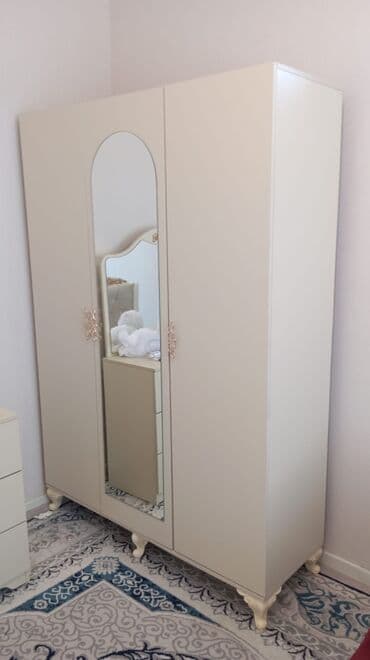 sklad üçün yer icarəyə verirəm: Qarderob, paltar dolabı — 1