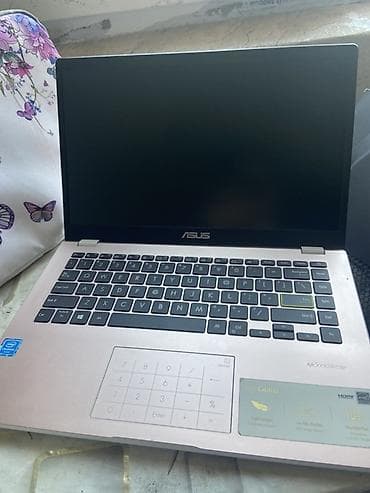 ASUS: Salam noutbuk . xanim noutbuku olub cox az islenib teze kimi qalib — 3