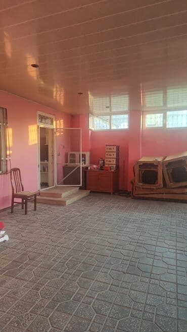 kiridit ev: Həyətyani ev🏡 Zabrat 1qəsəbəsində yerləşir 5otaqlı 4sotda yerləşir — 11