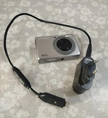 Samsung kompakt videokamera fotoaparat + şarj cihazı - Model: Samsung