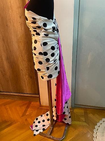 Cinslər: Ziyafet donlar ;1 ci(38-40) olcude--50azn;2ci don -36 olcude -20 azn — 4