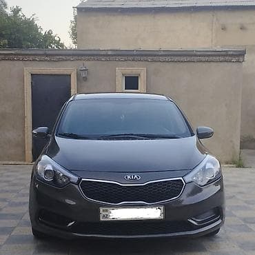 qazel yuk maşın: Kia Forte: 1.8 l | 2013 il Sedan — 1