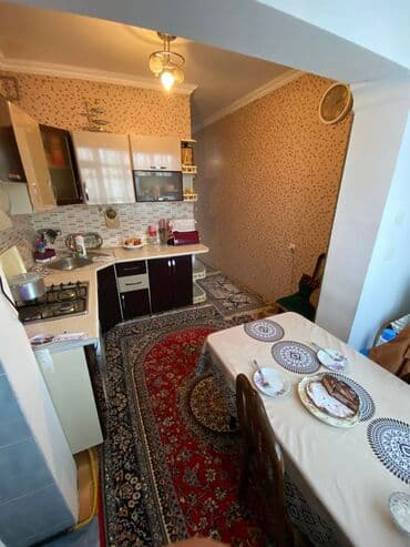 9 ci mikrorayon satilan evler: Bakı, 3 otaqlı, Köhnə tikili, 75 kv. m — 5