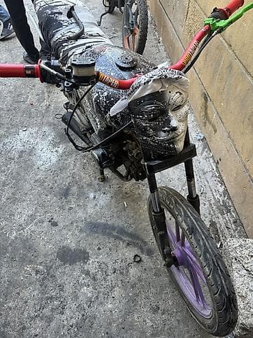 eylec: Özünəməxsus dizaynlı motorlu velosiped/kros tipli moped — 2