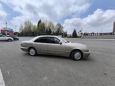 mercedes ml: Mercedes-Benz E 240: 2.4 l | 2000 il Sedan — 3