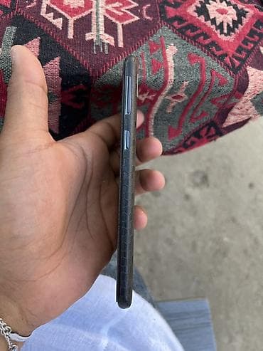 usb hard disk: Samsung Galaxy A40, 64 GB, Barmaq izi, İki sim kartlı, Face ID — 3